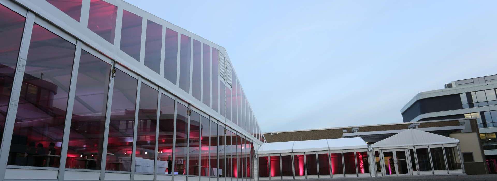 Titelbild_Zeltzubehör_Türen-u.-Feste-Seitenwände